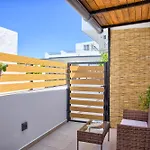 Vasteka House 2 *