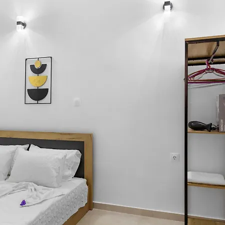 Vasteka House 2 * Charaki