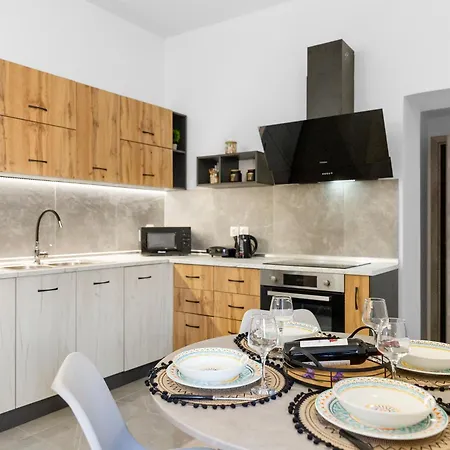 Appartement Vasteka House 2 *