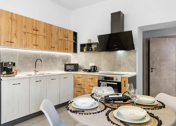 Apartman Vasteka House 2 *